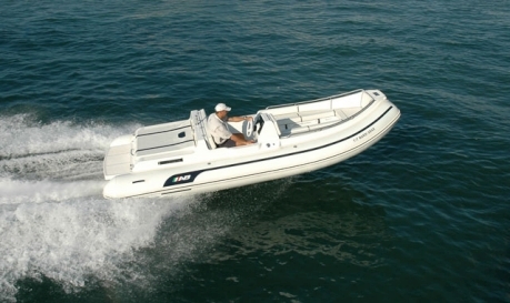 Nautilus (DLX)
