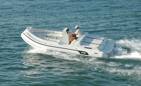 Nautilus (DLX)